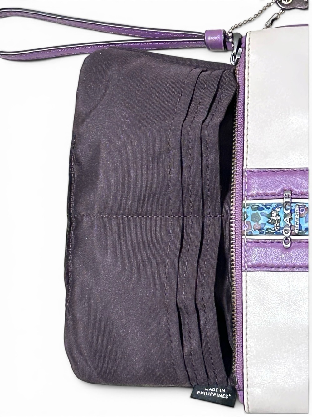 COACH Ranch Floral Stripe Smooth Leather Large Wristlet in Chalk - Picture 6 of 8